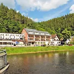 Hotell Am Schlossberg 3*