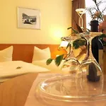 Am Schlossberg Hotell
