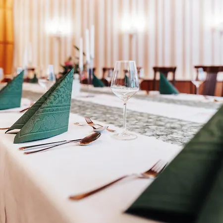 Am Schlossberg Hotel