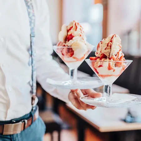 Am Schlossberg 3* Ziegenrück