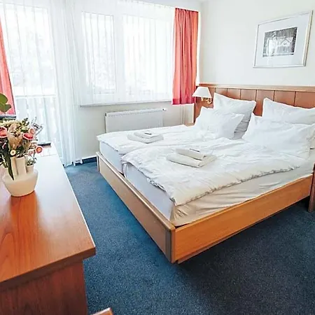 Am Schlossberg Hotel 3*