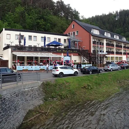 Am Schlossberg Hotel 3*